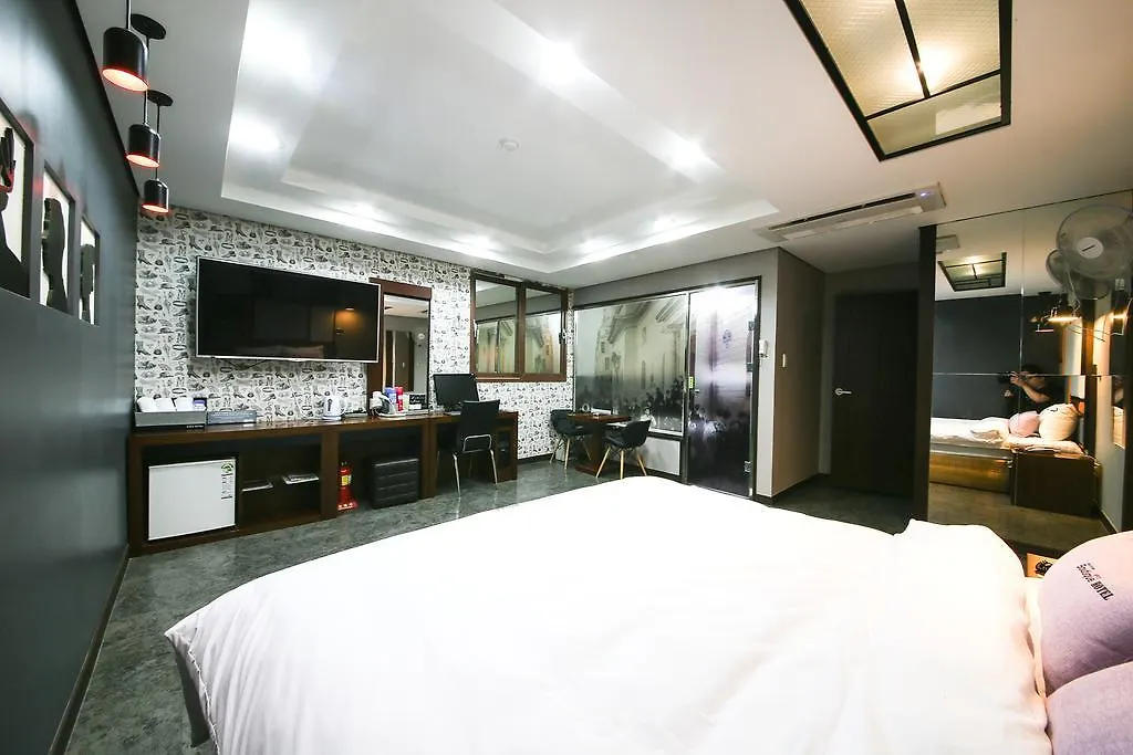 Gupo Boutique Hotel