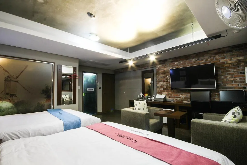 Gupo Boutique Hotel