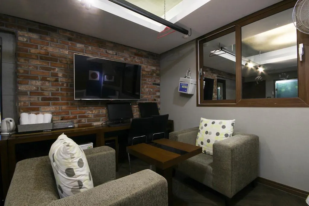 Gupo Boutique Hotel