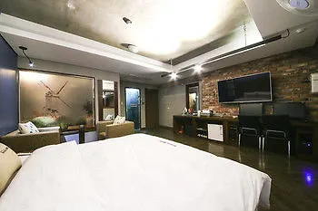 Gupo Boutique Hotel